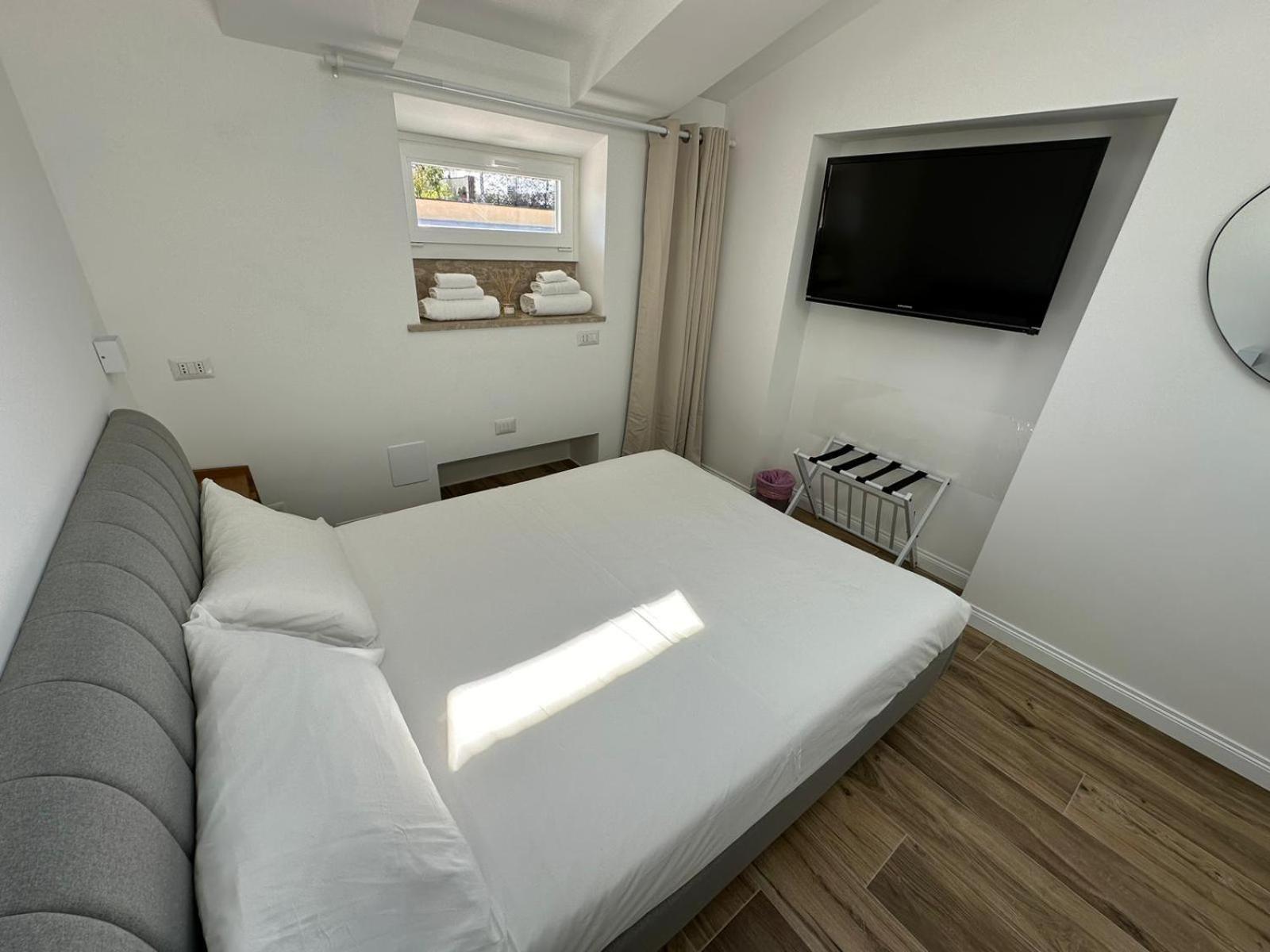 Bed and Breakfast Bed&Bikerome Giulio Cesare Экстерьер фото